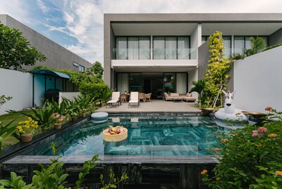 HighEnd villa in Sanctuary Ho Tram Luxury Resort by SSens Homes