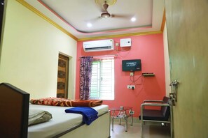 Dobbeltrom – deluxe, hageutsikt | Wi-fi (inkludert)