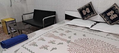 Hotel Swapnoneer