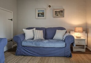 Smart-TV, peis og bøker