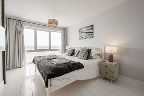4 habitaciones, tabla de planchar con plancha y wifi gratis 