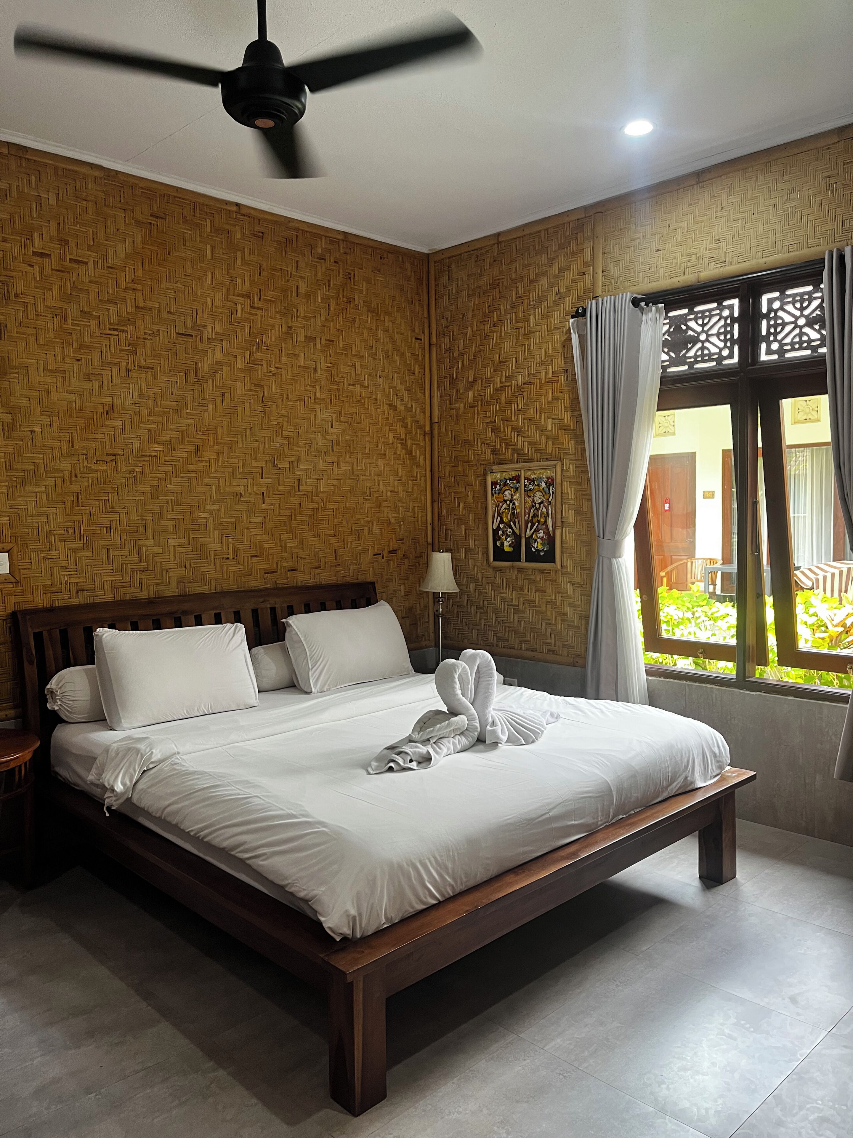 Familievilla | Skrivebord, skrivebord for bærbar PC og wi-fi (inkludert)