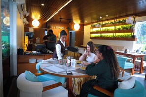 Free daily buffet breakfast  - Btown Resort Kochi (Kunnathunad)