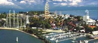 Waterfront Boathouse Getaway 5 Min. Cedar Point!