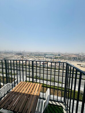 Apartment, Balkon, Stadtblick | Terrasse/Patio