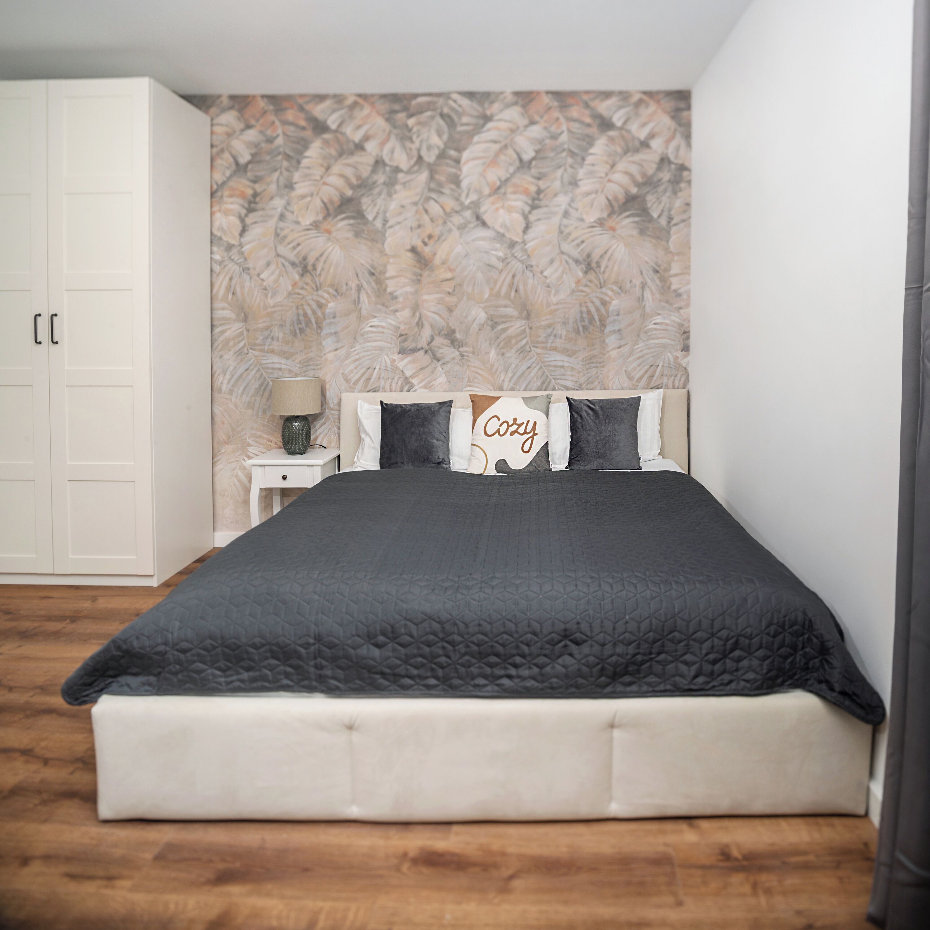 Comfort Double Room | Free WiFi, bed sheets