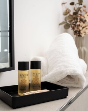 Comfort Double Room | Bathroom