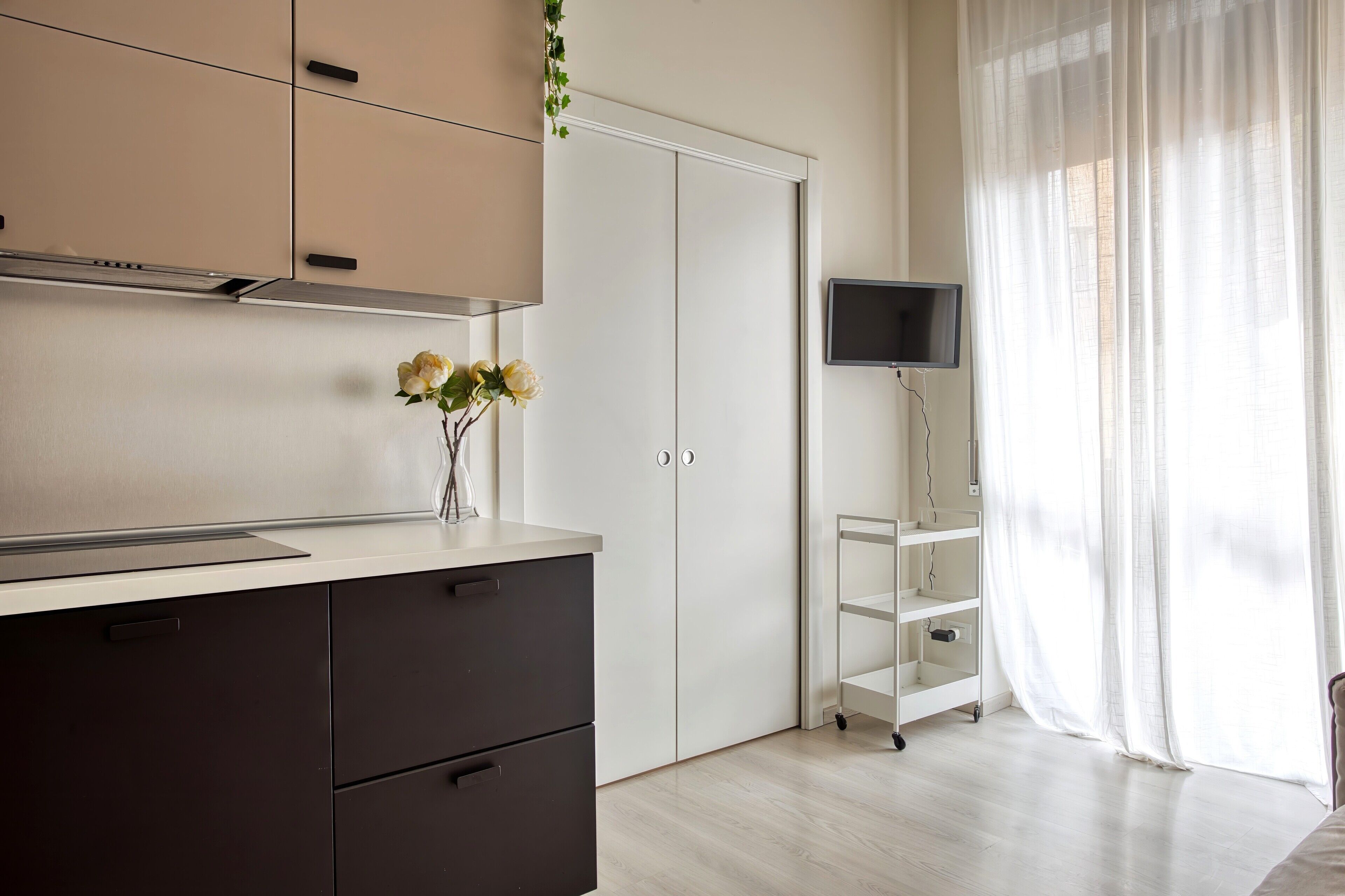 Comfort Apartment, City View | Bathroom | Shower