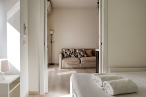 Comfort Apartment, City View | Living area | 42-inch LED TV with digital channels