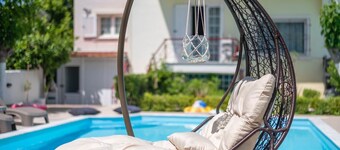 GEORGIAS PRIVATE PARADISE