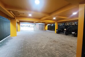 Free self-parking - Nusantara Perintis Bogor By Reccoma (Bogor)