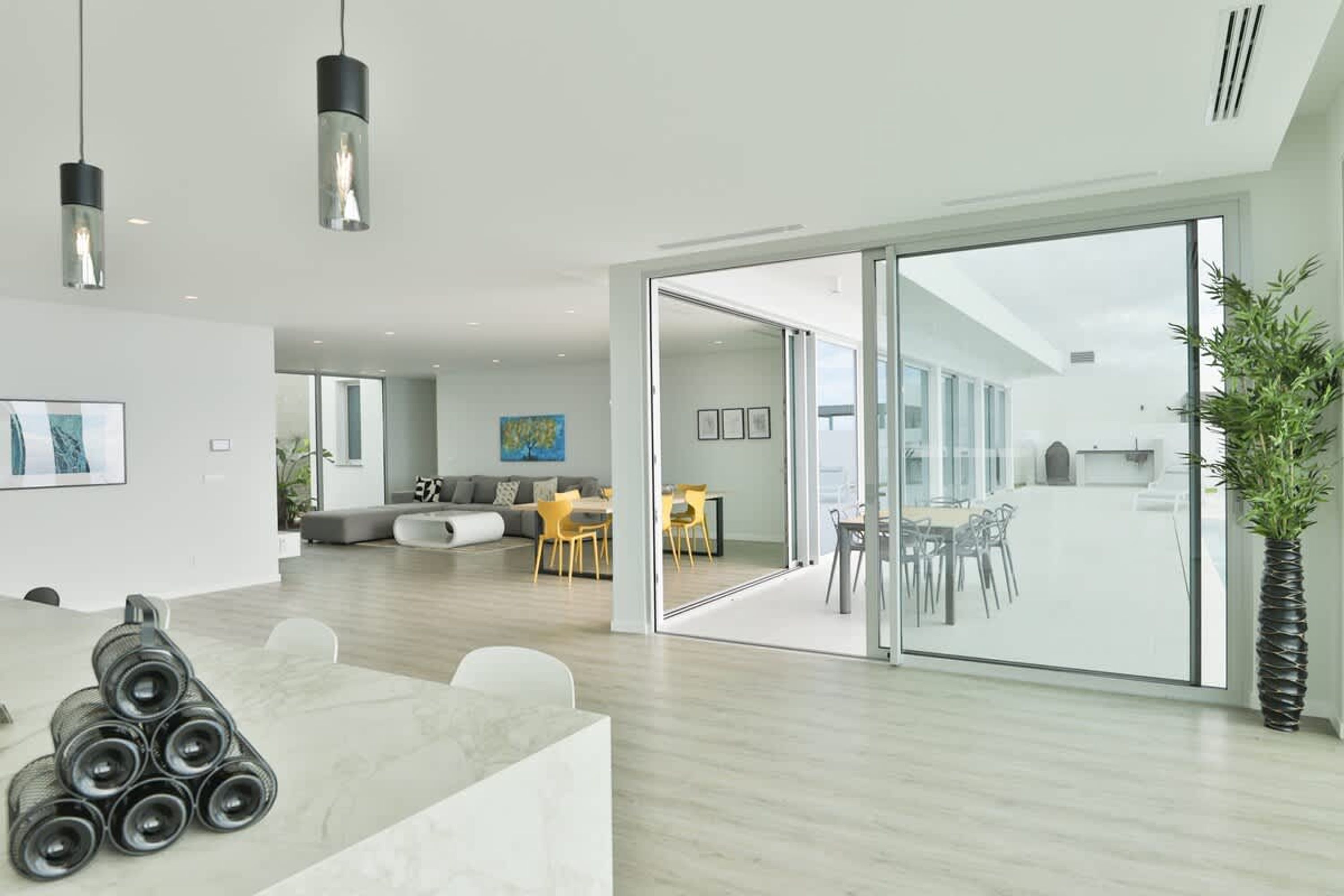 3 bedrooms, Internet