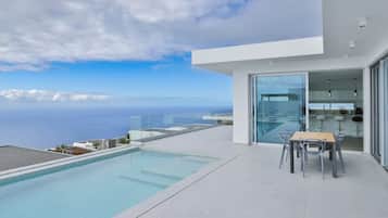 Biệt thự, phù hợp cho người khuyết tật | 3 phòng ngủ, truy cập Internet tốc độ cao