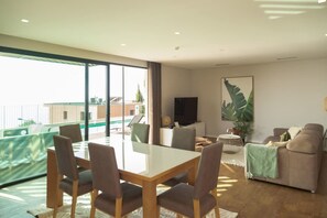 Villa | 4 chambres, bureau, Internet