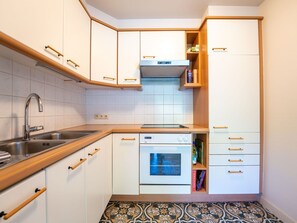 Microwave, oven, dishwasher, toaster