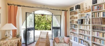 Beautiful private villa for 7 people with WIFI, TV, terrace and pets allowed