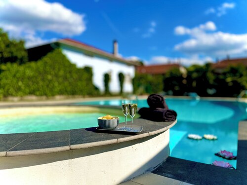 Apartment in villa with exclusive access to pool, whirlpool and jacuzzi