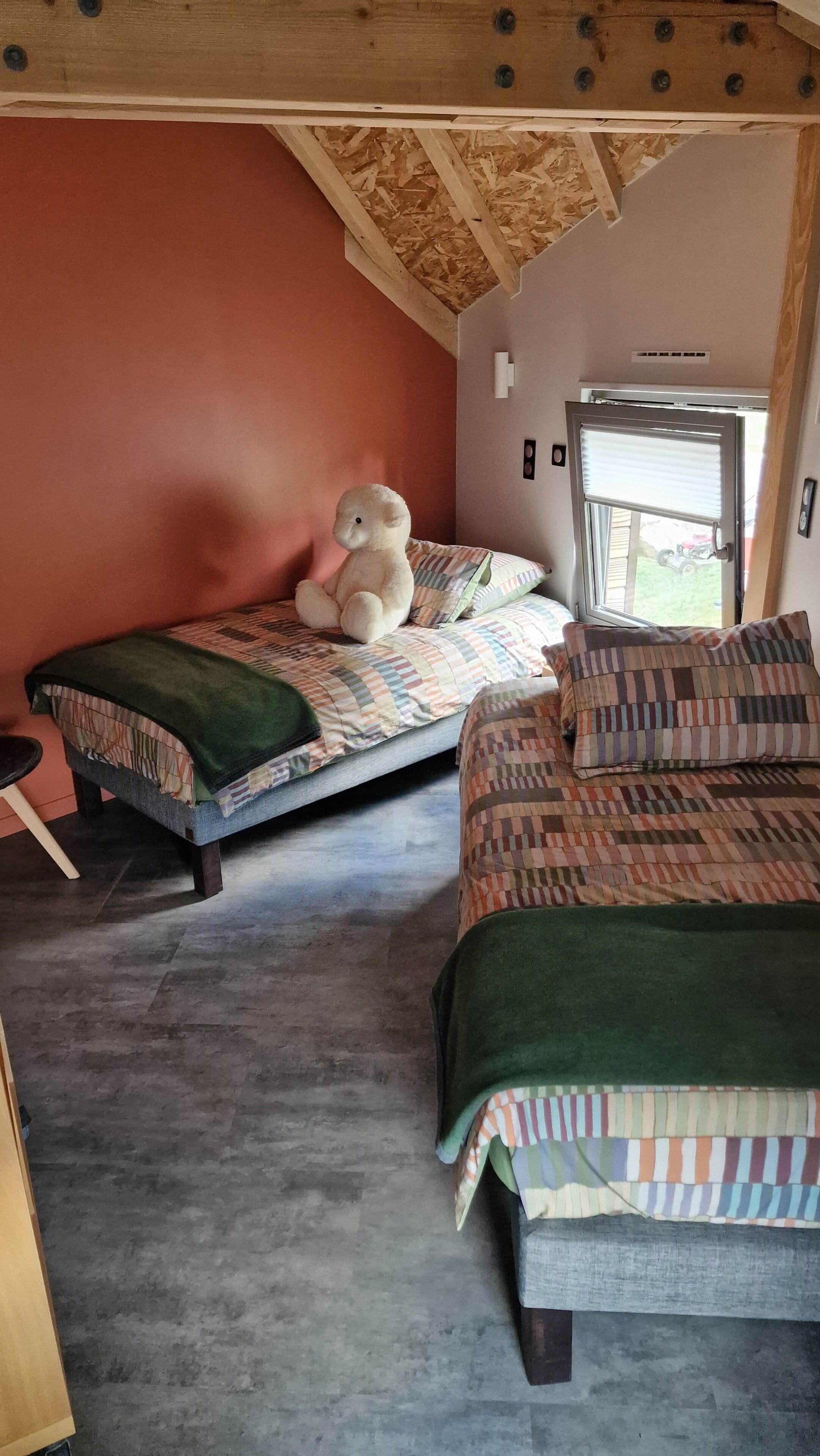 3 bedrooms, WiFi, bed sheets