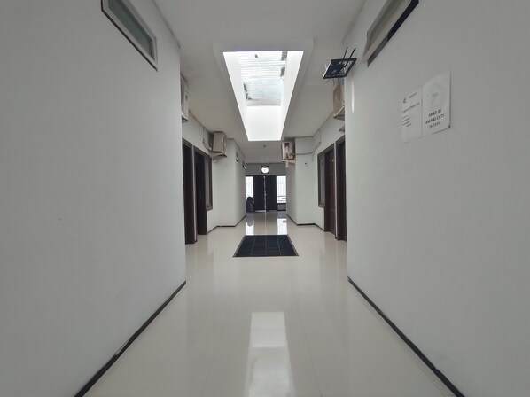 Living area - Omah Sewu C12 By Reccoma (Surabaya)