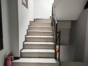 Living area - Omah Sewu C12 By Reccoma (Surabaya)