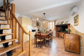 Villa, patio, vue colline | Cuisine privée