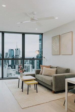 Superior Apartment, Balcony, River View | Living room