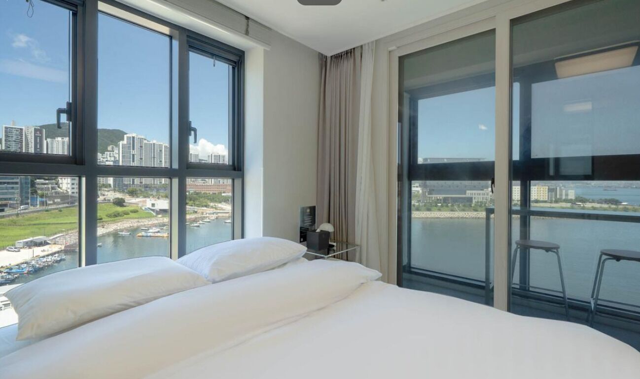 CABIN-V Ocean View Double (V-Type) | Wi-Fi ฟรี, ผ้าปูที่นอน