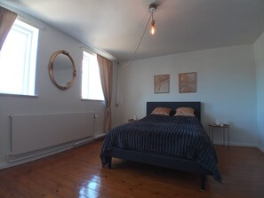 3 bedrooms, iron/ironing board, WiFi, bed sheets - Sommer's Villa - cozy house with private garden and terrace (Augustenborg)