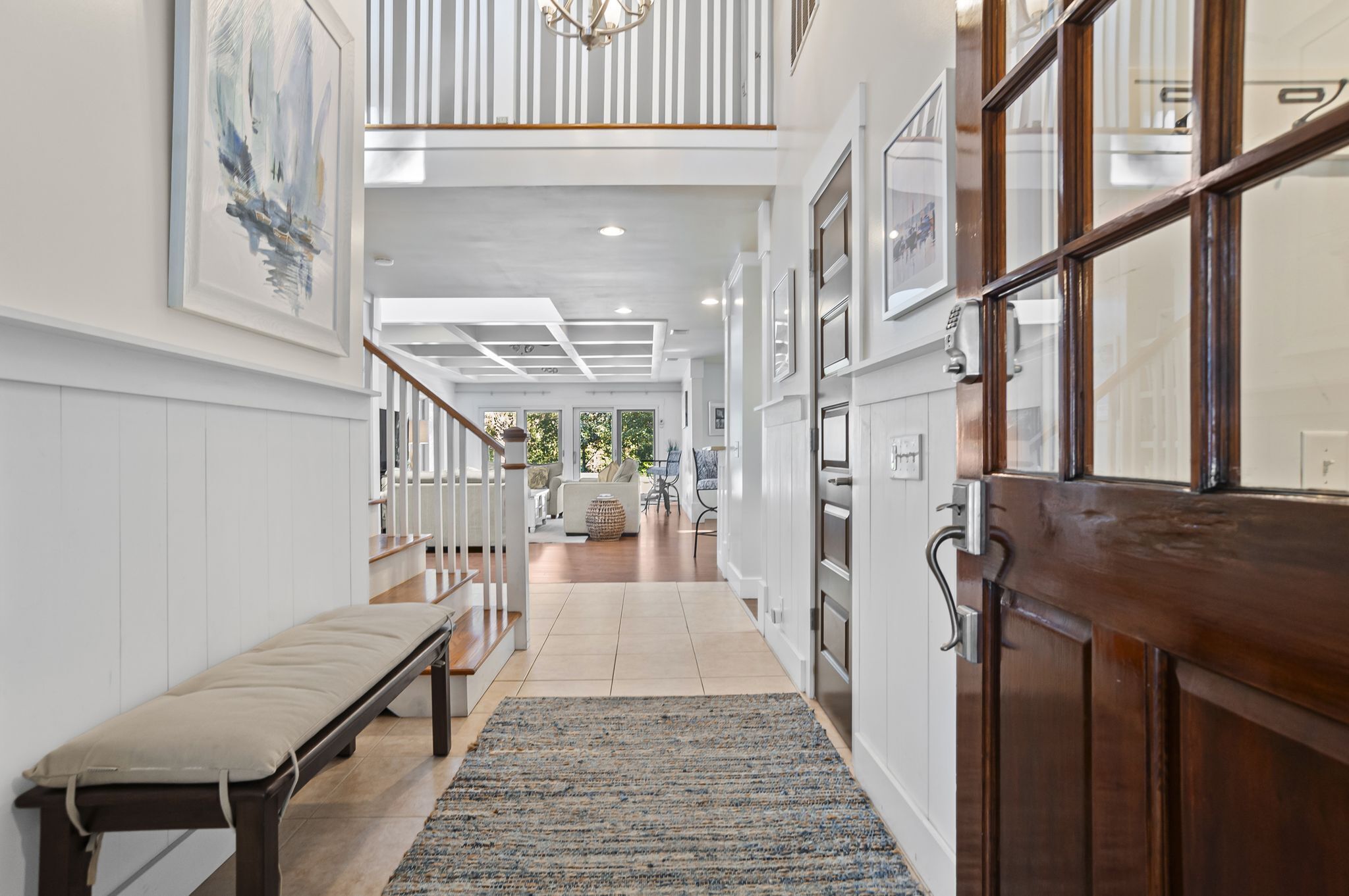 المنشأة من الداخل