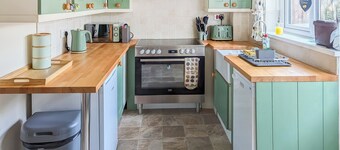 2 bedroom accommodation in Abergavenny