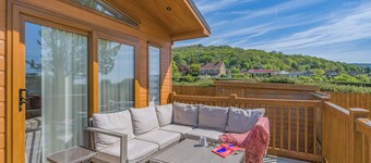 3 bedroom accommodation in Cheddar