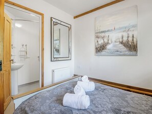 7 bedrooms, free WiFi