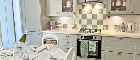 Dishwasher, highchair