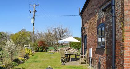 2 bedroom accommodation in Knutsford