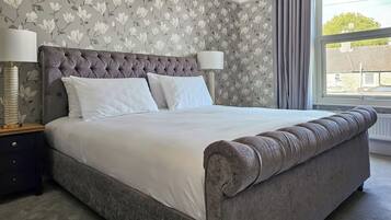 6 bedrooms, free WiFi