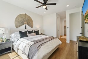 3 chambres, bureau, fer et planche à repasser, Wi-Fi gratuit