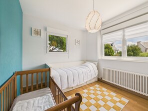 3 chambres, fer et planche à repasser, Wi-Fi gratuit