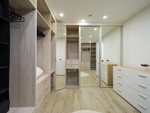 4 chambres, fer et planche Ă repasser, accĂšs au Wi-Fi (inclus)