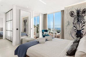 3 chambres, accès au Wi-Fi (inclus), literie fournie