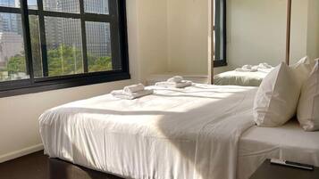 1 bedroom, desk, iron/ironing board, WiFi