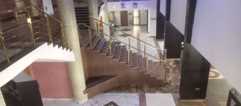 golden tulip essential