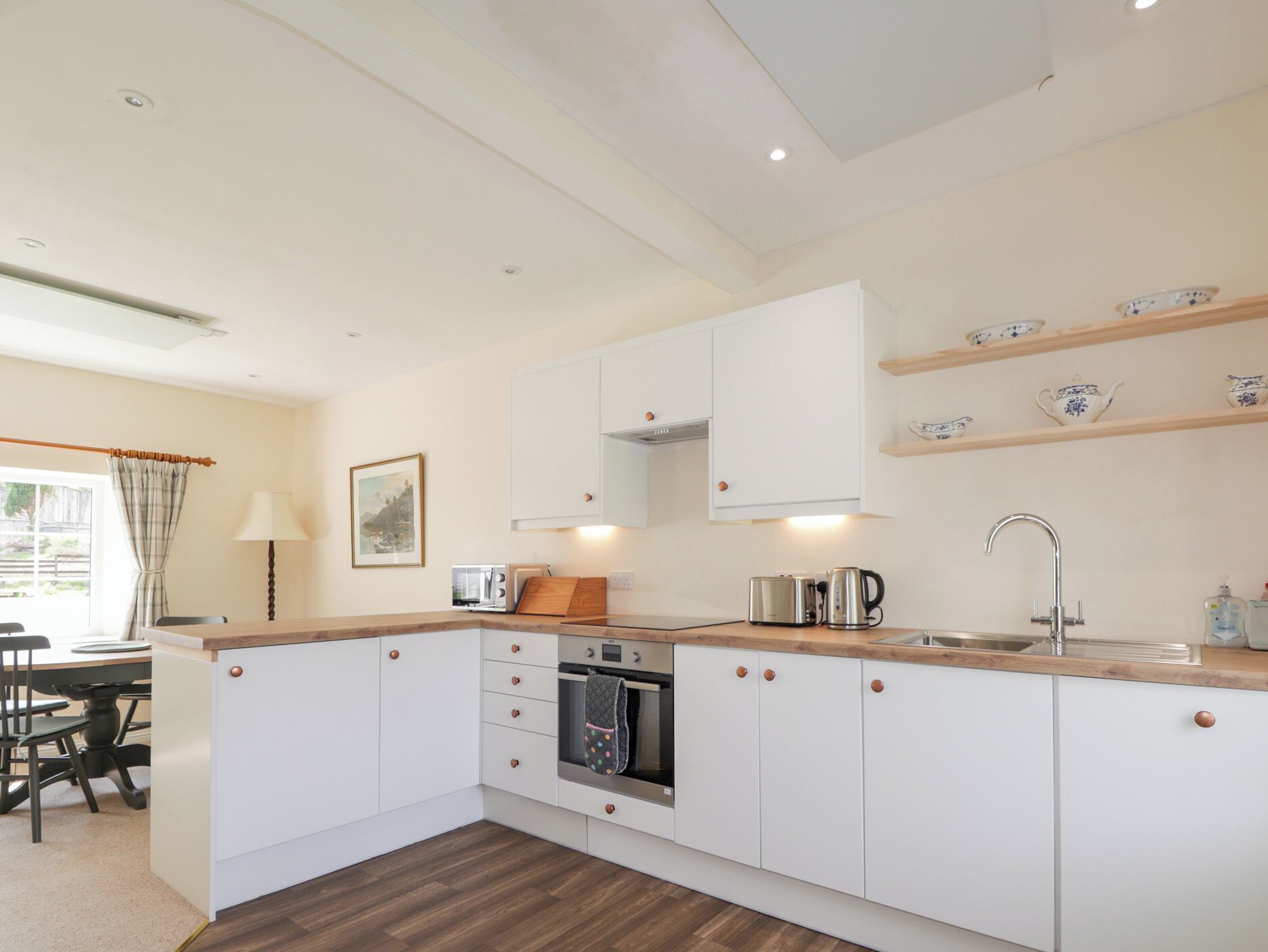 Cookware/dishes/utensils