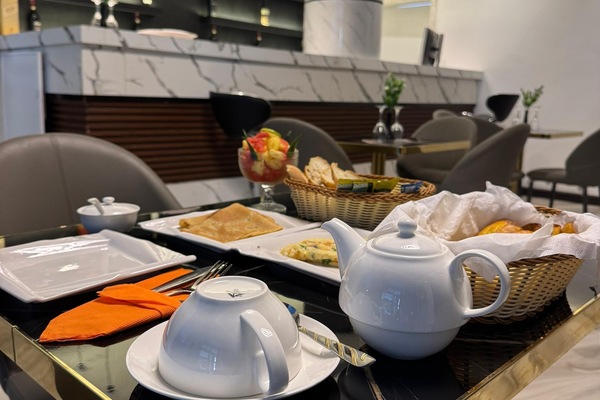 Daily cooked-to-order breakfast for a fee