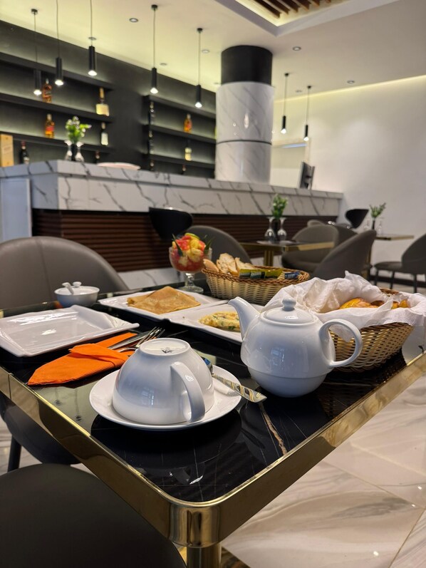 Petit déjeuner préparé sur commande (5 USD par personne)