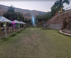 Área de parrillas y picnic