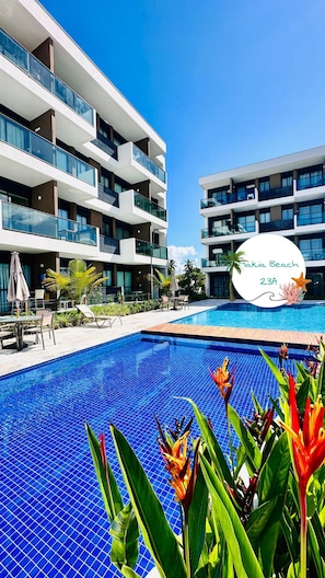 10 piscinas al aire libre