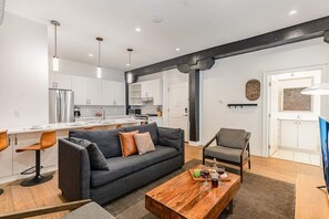 Smart TV, offices