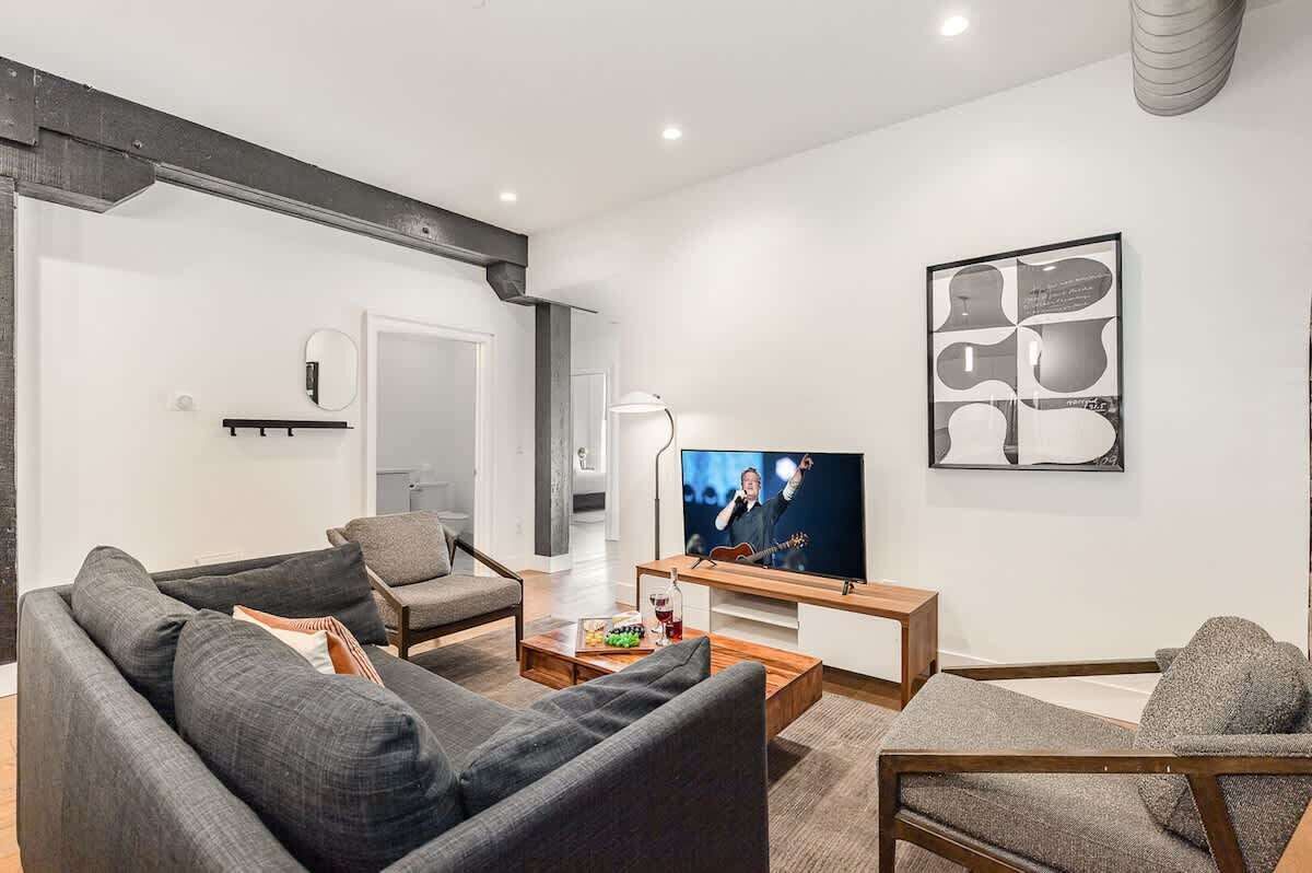 TV connectée, espaces bureaux