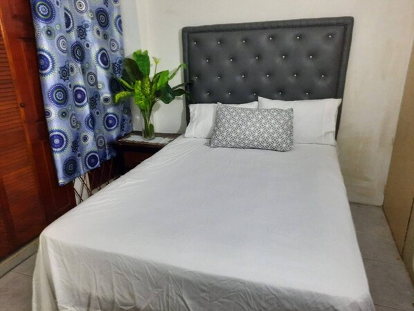 Apartment, 2 Bedrooms, Accessible, Smoking