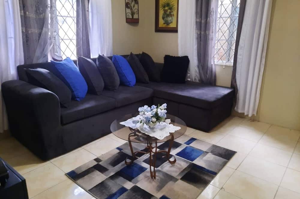 Doug Manor 2bedroom Apartment